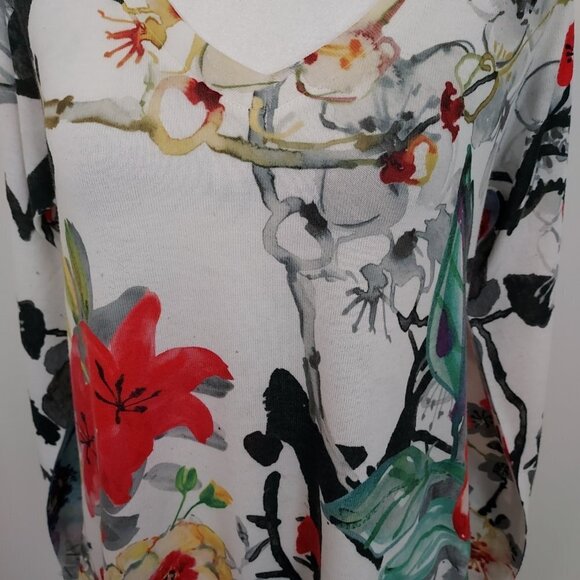 Soft Surroundings Fiore Floral Watercolor V-Neck Tunic Top - Picture 6 of 8